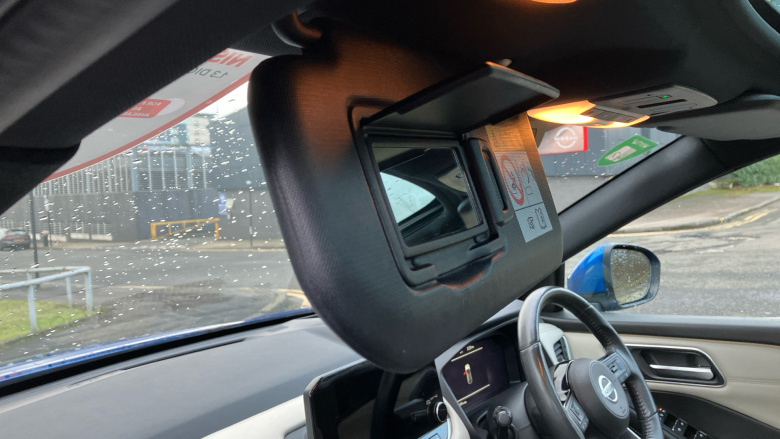 Nissan Qashqai 1.3 DiG-T MH Tekna 5dr Petrol Hatchback